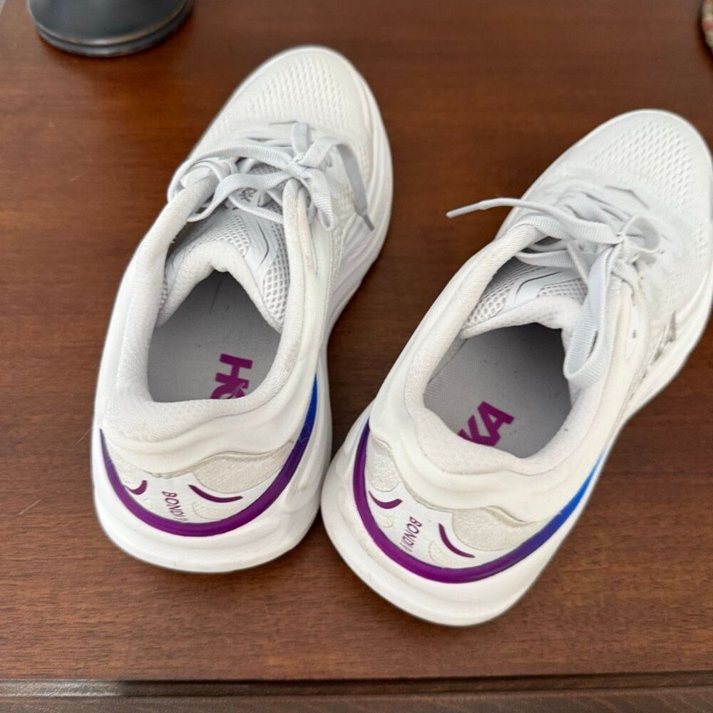 Hoka Bondi 9 Women’s White Running Shoes Sneakers - Picture 5 of 7
